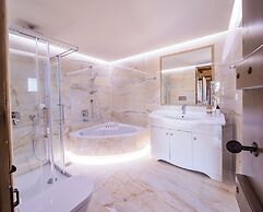 Porta Del Mar Beach Resort