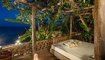 Porta Del Mar Beach Resort