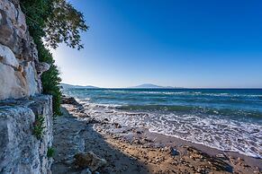 Porta Del Mar Beach Resort