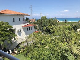 Phoenix Beachside Condos