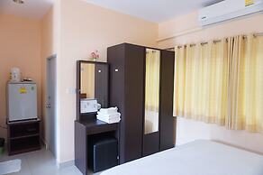 Jirasin Hotel & Apartment