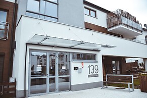 Stawowa Apartment with private garage