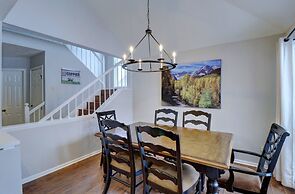 Private Mountain Town home Pet Friendly with Great Views - WD12 by Red