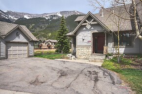 Private Mountain Town home Pet Friendly with Great Views - WD12 by Red