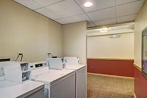 Peaceful Forested Location Next to River, Ski-In Ski-Out Located in Ce