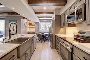 Peaceful Forested Location Next to River, Ski-In Ski-Out Located in Ce