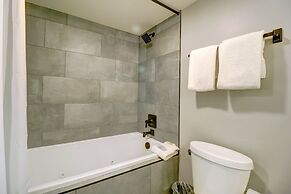 Peaceful Forested Location Next to River, Ski-In Ski-Out Located in Ce