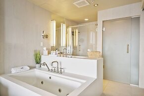 1201 W S 1 Bedroom Condo by RedAwning