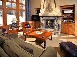 Enclave #193 3 Bedroom Home by RedAwning