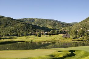 Aspenwood Lodge #304 2 Bedroom Condo by RedAwning