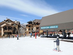 Aspenwood Lodge #304 2 Bedroom Condo by RedAwning