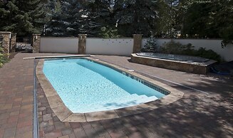 9 Vail Rd. #26 3 Bedroom Condo by RedAwning