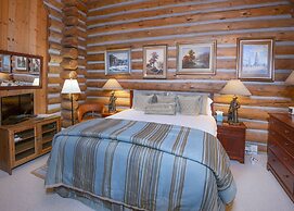 Timbercreek #8b 2 Bedroom Home by RedAwning