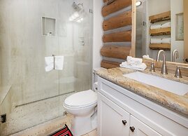 Timbercreek #8b 2 Bedroom Home by RedAwning