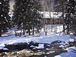 Timbercreek #8b 2 Bedroom Home by RedAwning