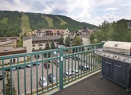 Vantage Point #408 4 Bedroom Condo by RedAwning