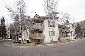 Riva Ridge 630 4 Bedroom Condo by RedAwning