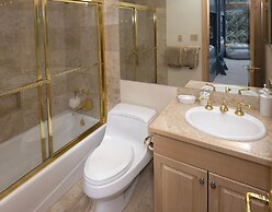 Riva Ridge 630 4 Bedroom Condo by RedAwning