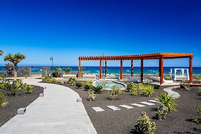 Hotel Lava Beach