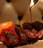 The Porterhouse Grill & Rooms