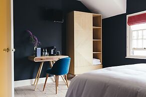 The Porterhouse Grill & Rooms