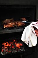 The Porterhouse Grill & Rooms