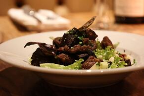 The Porterhouse Grill & Rooms