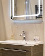 The Porterhouse Grill & Rooms