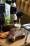 The Porterhouse Grill & Rooms