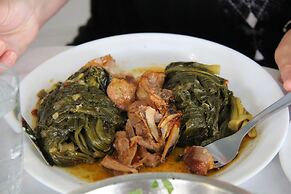 Tzionis Petroktisto Holiday Stonehouse