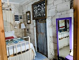 Tzionis Petroktisto Holiday Stonehouse