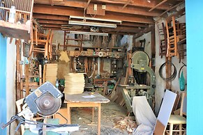 Tzionis Petroktisto Holiday Stonehouse