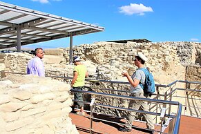 Tzionis Petroktisto Holiday Stonehouse