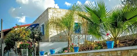 Tzionis Petroktisto Holiday Stonehouse