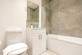 Hamilton Grace - The Quadrant