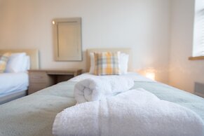 Hamilton Grace - The Quadrant