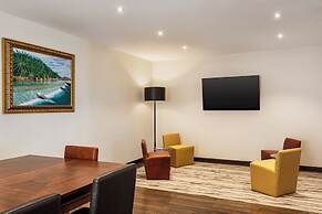 Radisson Hotel Muscat Panorama