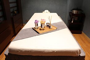 Radisson Hotel Muscat Panorama