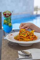 Radisson Hotel Muscat Panorama