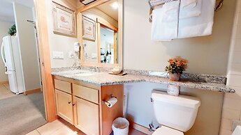 Sunstone 208 Updated Ski-In Ski-Out Condo At Sunstone Lodge with Great
