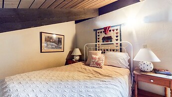 Discovery 4 108 Great Complex Amenities, Close to Canyon Lodge by RedA