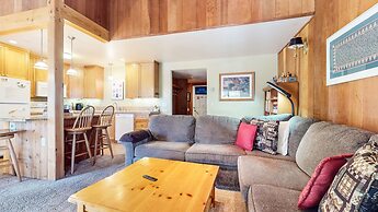 Discovery 4 108 Great Complex Amenities, Close to Canyon Lodge by RedA