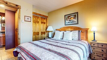 Discovery 4 108 Great Complex Amenities, Close to Canyon Lodge by RedA