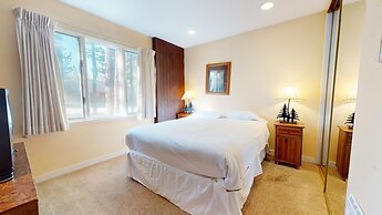 Chateau de Montagne 23 Spacious Family Condo With Great Complex Amenit