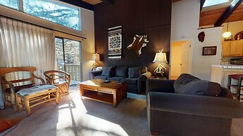 Chateau de Montagne 23 Spacious Family Condo With Great Complex Amenit