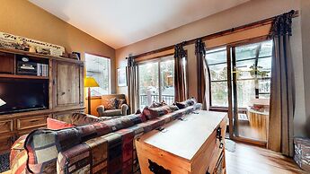 Forest Creek 28 Rustic Updated Condo by RedAwning