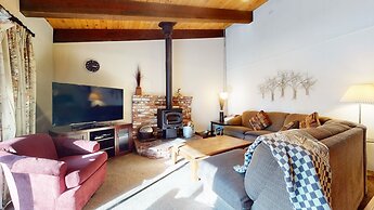 Chateau de Montagne 3 Spacious Condo With Great Complex Amenities On t