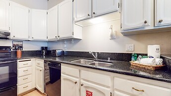 Chateau de Montagne 3 Spacious Condo With Great Complex Amenities On t