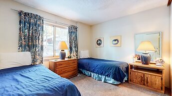 Chateau de Montagne 3 Spacious Condo With Great Complex Amenities On t