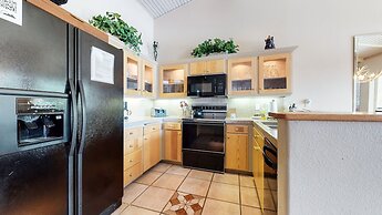 Mammoth West 137 Updated Deluxe Condo, Just A Short Walk to Canyon Lod